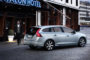 Volvo a început producţia primului model diesel plug-in hybrid de serie din lume