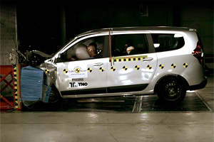 O nouă serie de teste EuroNCAP: Dacia Lodgy obţine un rezultat ruşinos de 3 stele!