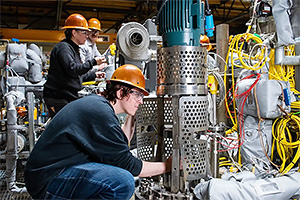 TerraPower, compania fondată de Bill Gates, pune în aplicare ideea genială a reactorului nuclear Natrium, pe bază de sare topită