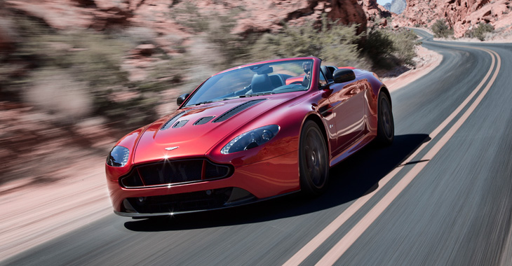 Noul Aston Martin V12 Vantage S Roadster - cea mai rapidă decapotabilă din istoria companiei