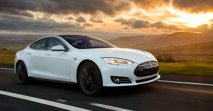 Proprietarii Teslei Model S au depăşit 1 miliard de mile electrice!