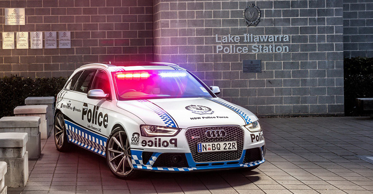 Audi RS4 Avant şi-a pus haine de poliţist