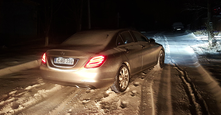 Astăzi, zăpadă, Moldova: tracţiune spate vs tracţiune faţă cu automobilele redacţionale!