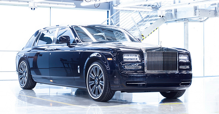 Ultimul Rolls-Royce Phantom VII produs marchează începutul unei noi ere