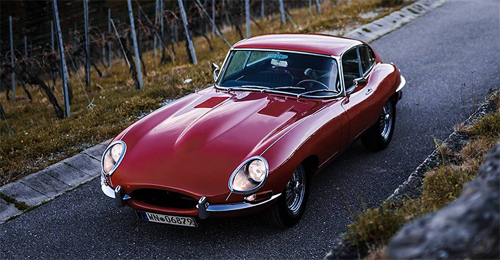 Se vinde la o treime de preţ, pentru că e prea perfecţionat: un Jaguar E-Type din 1965 şi problema sa de neînţeles