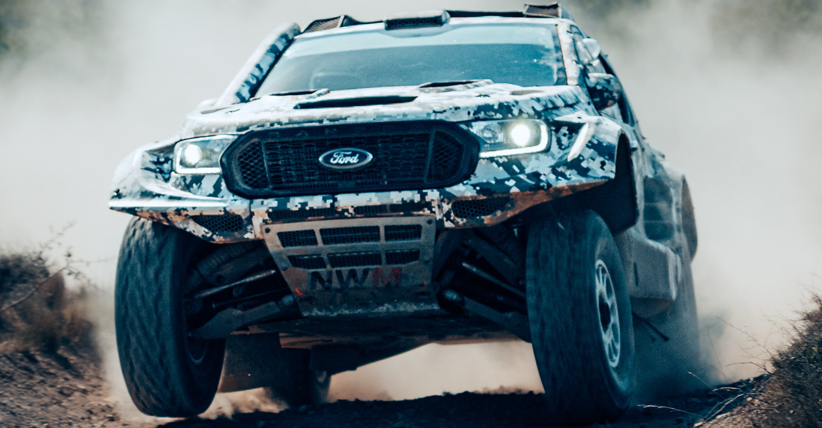 Ford va participa la raliul Dakar şi a dezvăluit şi bolidul care va alerga prin deşert
