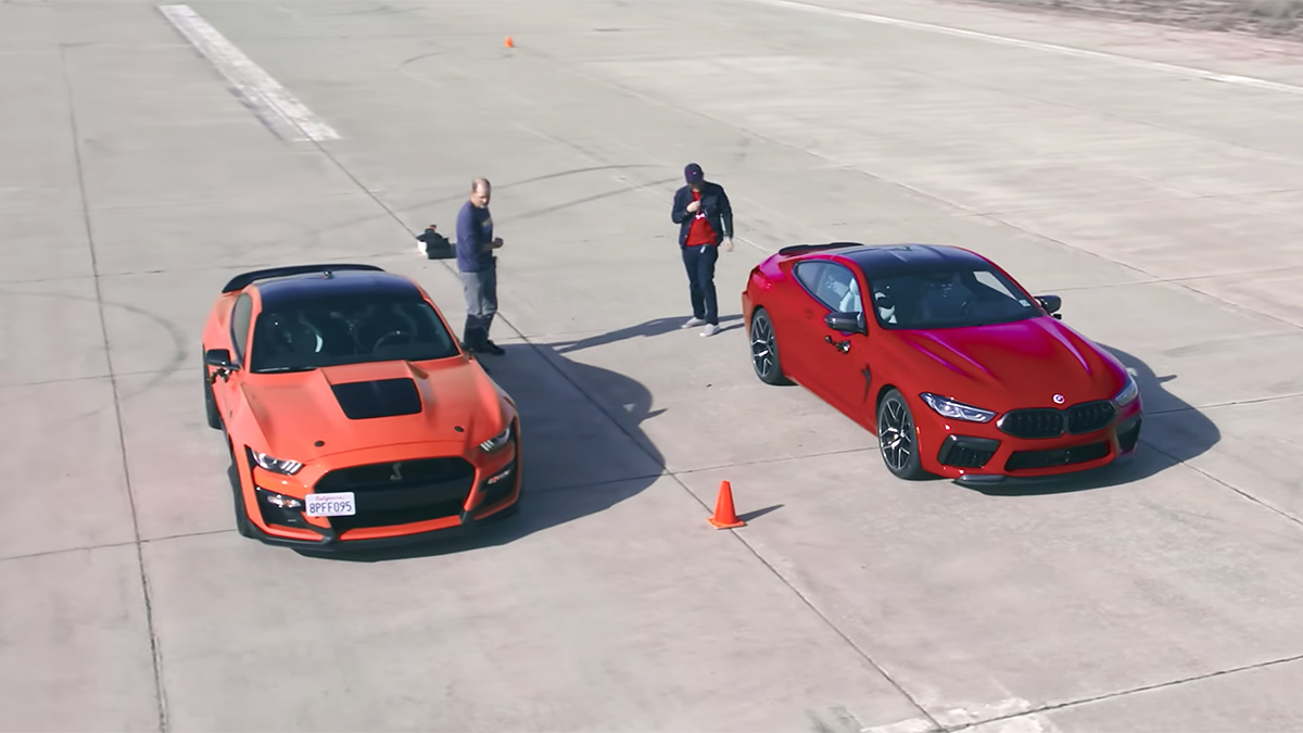 (VIDEO) Cel mai rapid Mustang, Shelby GT500, se duelează cu BMW M8 Competition