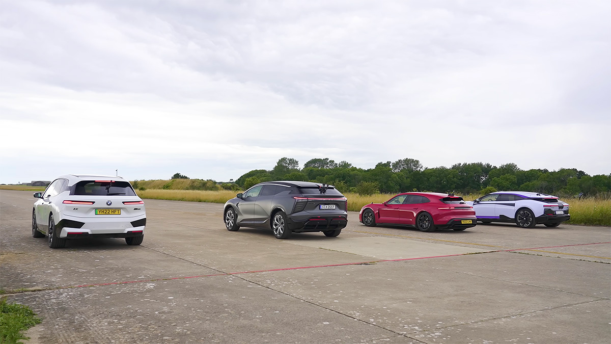 (VIDEO) Două maşini electrice chinezeşti performante se întrec cu un Porsche Taycan GTS şi un BMW iX M60