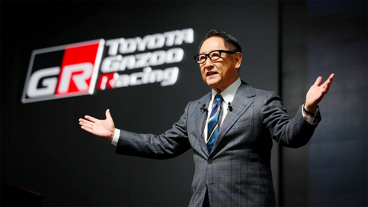 Toyota va continua să producă motoare cu ardere internă şi în epoca maşinilor electrice, anunţând din nou că nu crede că acestea ar fi singura cale