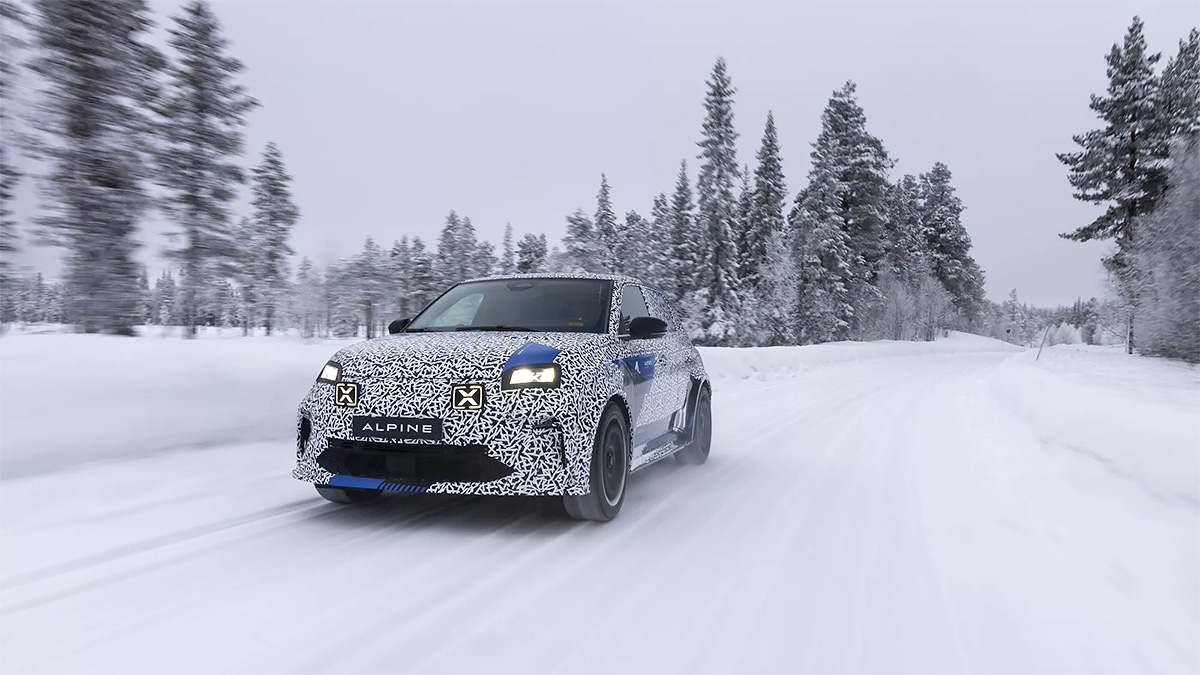 După dezvăluirea noului Renault 5 electric, francezii pregătesc şi Alpine A290, electric mult mai condimentat în performanţe