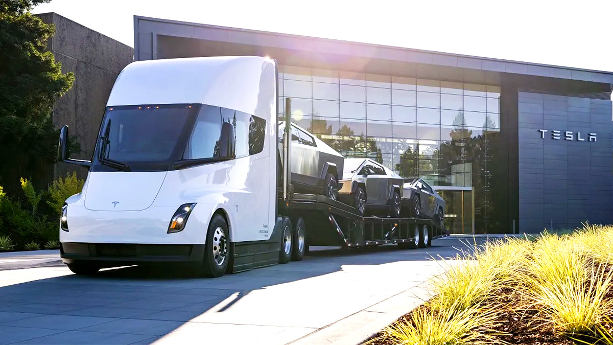 Camionul electric Tesla Semi va fi produs şi în Europa, la fabrica din Germania, însă nu foarte curând