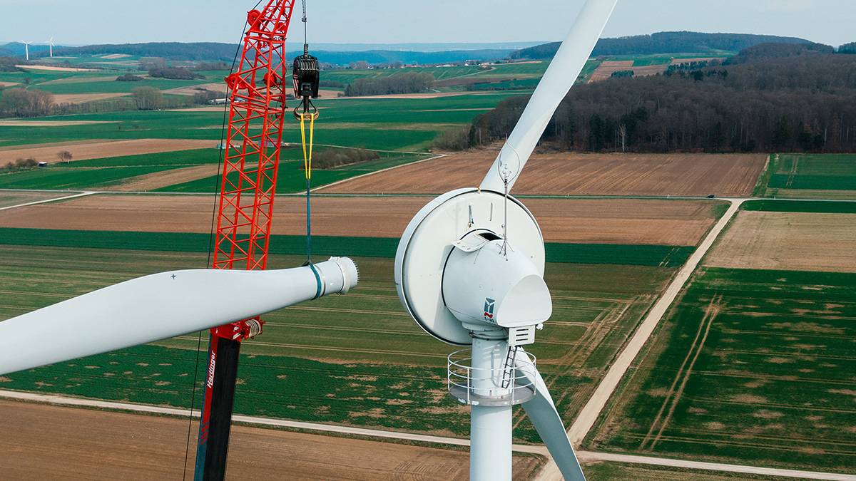 Prima turbină eoliană cu pale din lemn a fost inaugurată în Germania, iar aceste pale ar fi mai ecologice şi mai rezistente la vânturi mari