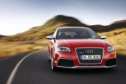Performanţă extremă în clasa compactă: noul Audi RS3
