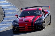 Dodge Viper SRT10 ACR devine din nou cel mai rapid pe circuitul Laguna Seca