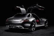 Mercedes-Benz SLS AMG se transforma in colectionar de premii