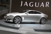 Tata ar putea injecta pana la un miliard de dolari in Jaguar Land Rover