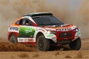 Patru Mitsubishi Racing Lancer sunt gata sa infrunte provocarile de la Dakar