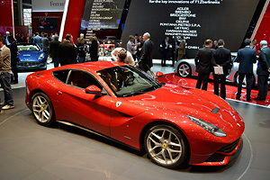 Geneva 2012: Ferrari F12berlinetta debutează în forţă