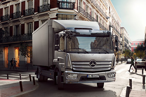 O nouă premieră în lumea camioanelor: noul Mercedes-Benz Atego