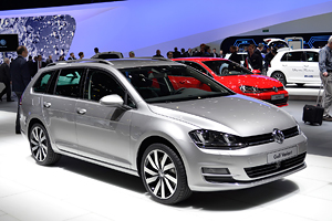 Surpriza standului Volkswagen – noul Golf Variant!
