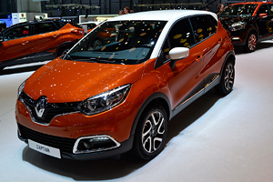 Renault a prezentat la Geneva noul Captur şi Scenic XMOD