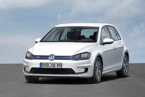 Electricitate pentru toţi: Volkswagen lansează Golf electric
