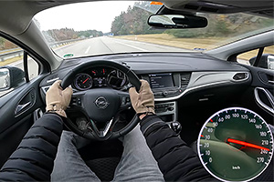 (VIDEO) Un Opel Astra, cu un motor de doar 3 cilindri, galopează cu 240 km/h pe o autostradă fără limită de viteză din Germania