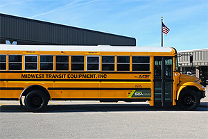 În SUA, 10 mii de autobuze şcolare vechi vor fi convertite la propulsia pur electrică