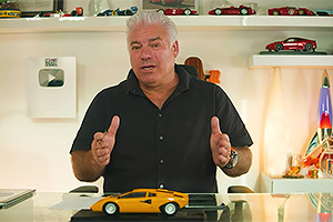 (VIDEO) Designerul primului BMW X5, E53, critică dur formele actualului BMW XM electric