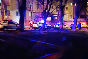 Reţinere cu 12 echipaje de poliţie în Chişinău, a unui şofer ce alerga pe jos, după ce a fost prins conducând o maşină aflată în căutare