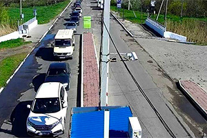Cozi mari de automobile la ieşirea din Transnistria spre dreapta Nistrului, după ultimele incidente produse în regiune