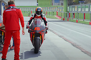 (VIDEO) Cum sună prima motocicletă electrică Ducati în viaţa reală, pe asfaltul de pe Vallelunga