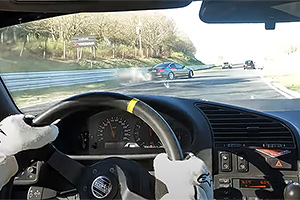 (VIDEO) Cu calm şi control, un şofer de BMW reuşeşte să evite un accident la 155 km/h pe Nurburgring