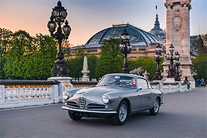 Maşina fără nicio linie ascuţită pe ea, atemporală şi la 66 de ani: o Alfa Romeo 1900C fascinantă, scoasă la vânzare în Franţa