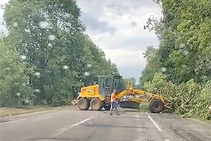 (VIDEO) Cum arătau ieri traseele din nordul Moldovei în urma furtunilor cu grindină