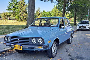 Istoria americanului care deţine o Dacia 1310 în SUA, fiind pasionat de modelul românesc