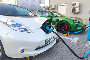 Câte prize publice pentru maşini electrice există în Moldova în 2022, câte din ele sunt fast charge şi cât de uniform sunt răspândite