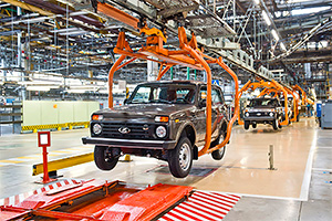 În Rusia continuă să lucreze parţial doar 3 fabrici auto, iar producţia a fost depăşită de cea a Uzbekistanului
