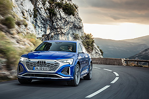 SUV-ul Audi e-tron e redenumit în Q8 e-tron şi primeşte baterii mai mari, pentru mai multă autonomie