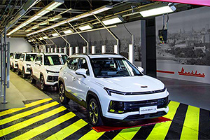 Fosta fabrică Renault din Moscova a dat startul producţiei modelelor Moskvich, derivate din maşini chinezeşti