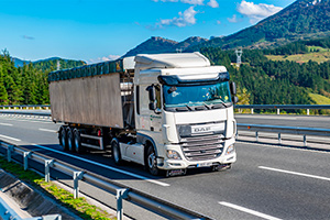UE a ratificat acordul prin care camioanele din Moldova şi Ucraina nu mai au nevoie de autorizaţii, iar permisele şoferilor şi certificatele sunt recunoscute