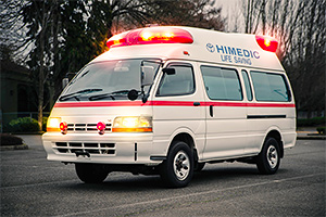 Istoria curioasă a lui Toyota HiMedic, ambulanţa cu motor V8 de 4,0 litri
