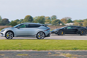 (VIDEO) O Kia EV6 GT electrică demonstrează că e aproape la fel de rapidă ca un Lamborghini Aventador SVJ