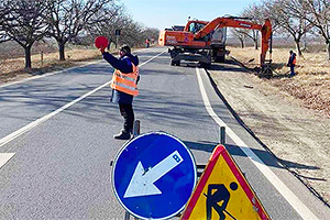 Administraţia de Stat a Drumurilor va colabora cu Waze şi va primi raportările despre gropi, pericole şi ambuteiaje în Moldova