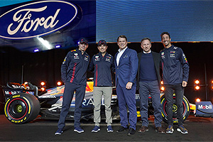 (VIDEO) Ford îşi anunţă revenirea multaşteptată în Formula 1, urmând să construiască un bolid hibrid împreună cu echipa Red Bull