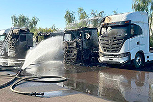Unul din cele 5 camioane electrice Nikola, care au luat foc în iunie, s-a reaprins spontan acum, la o lună distanţă