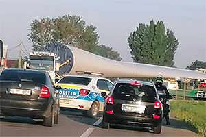 Cele mai mari turbine eoliene din România sunt livrate în aceste zile spre Ruginoasa într-o serie de transporturi agabaritice pentru a fi instalate