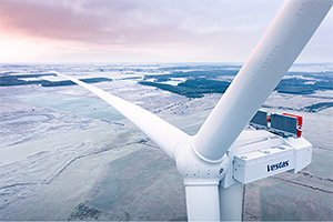 O turbină eoliană din Danemarca a marcat un nou record mondial la cantitatea de electricitate produsă într-o singură zi, funcţionând continuu la 100,8% randament