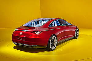 Mercedes a lansat Concept CLA Class, un model electric cu un consum excepţional de mic, inspirat din recordurile lui EQXX, şi aduce saltul ingineresc multaşteptat