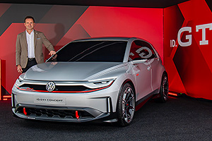 (VIDEO) VW lansează primul GTI electric, o creaţie care vrea să reaprindă spiritul pasiunii tinereşti pentru condus într-o nouă epocă, după ce prima încercare a eşuat